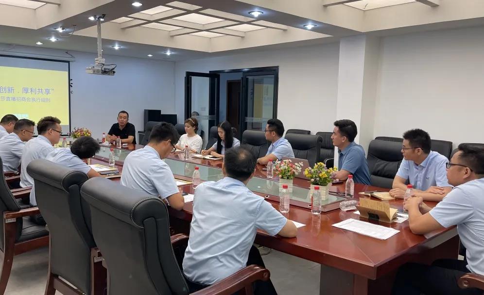 湖南天欣科技股份有限公司,岳陽(yáng)大理石,全拋釉,彩晶磚,超平釉,金剛釉,啞光磚生產(chǎn)銷售